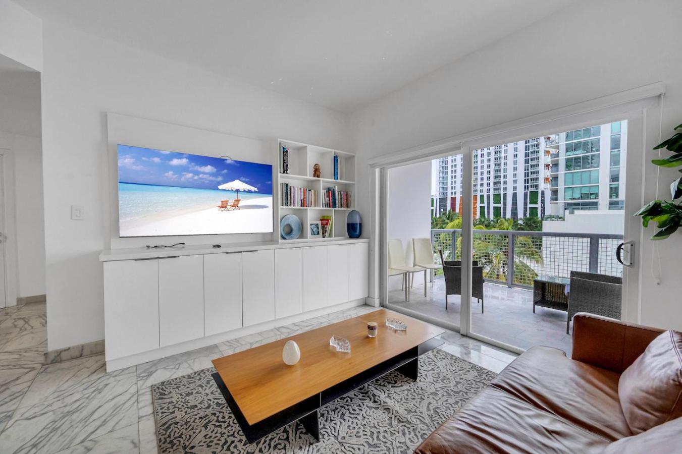 Subtle 2 Bed In Edgewater Near Downtown With Free Parking Apartment Miami Luaran gambar