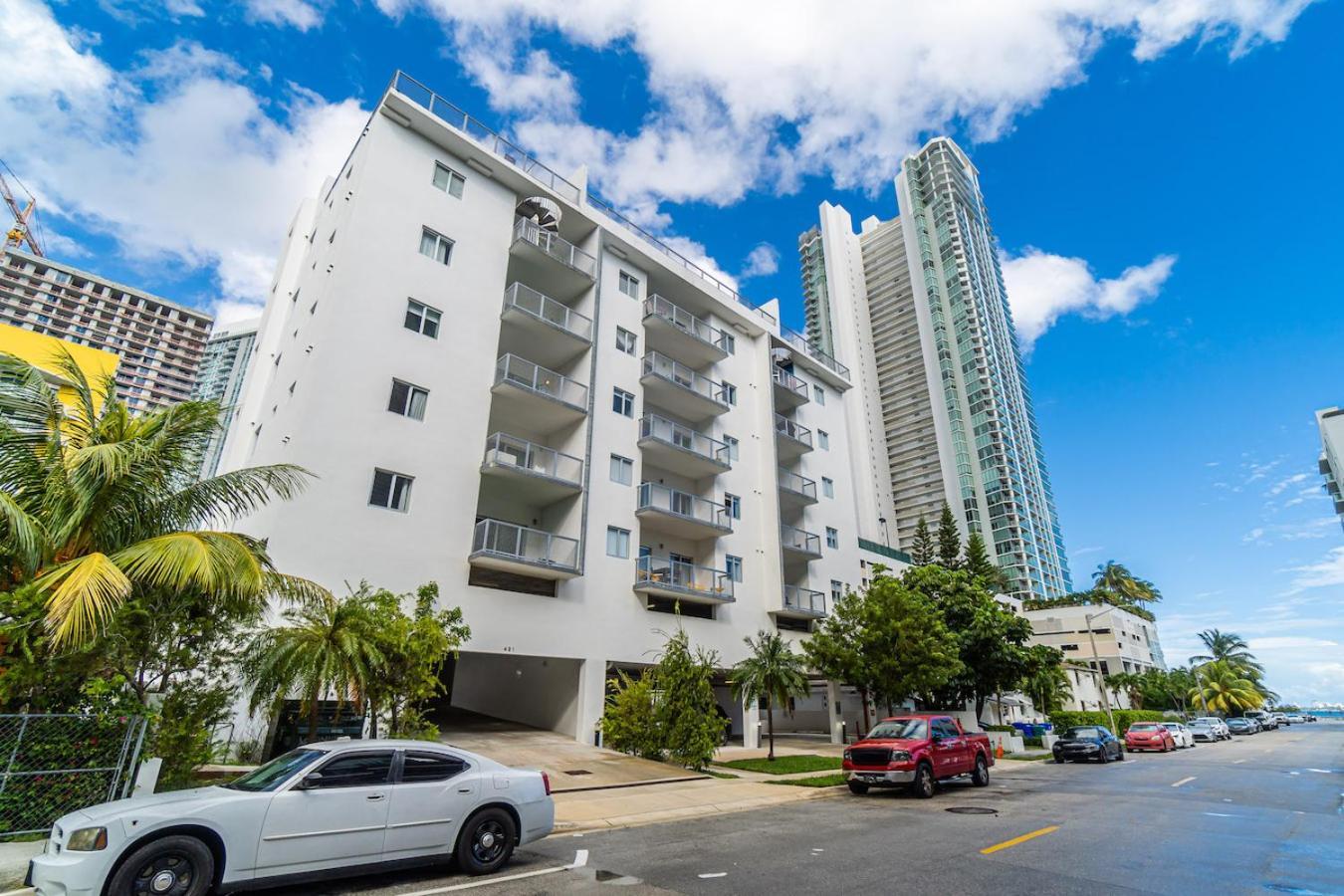 Subtle 2 Bed In Edgewater Near Downtown With Free Parking Apartment Miami Luaran gambar